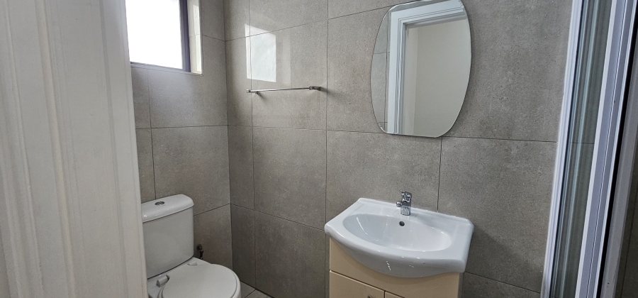 To Let commercial Property for Rent in Vincent Eastern Cape